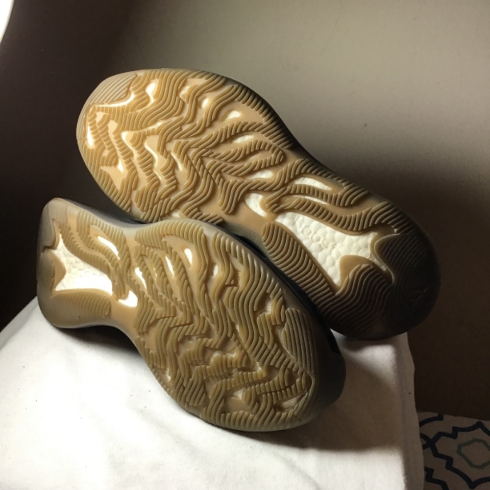 😎Adidas Yeezy boost, size 7, new cond. no box, minimal wear, see photos, - Picture 4 of 9